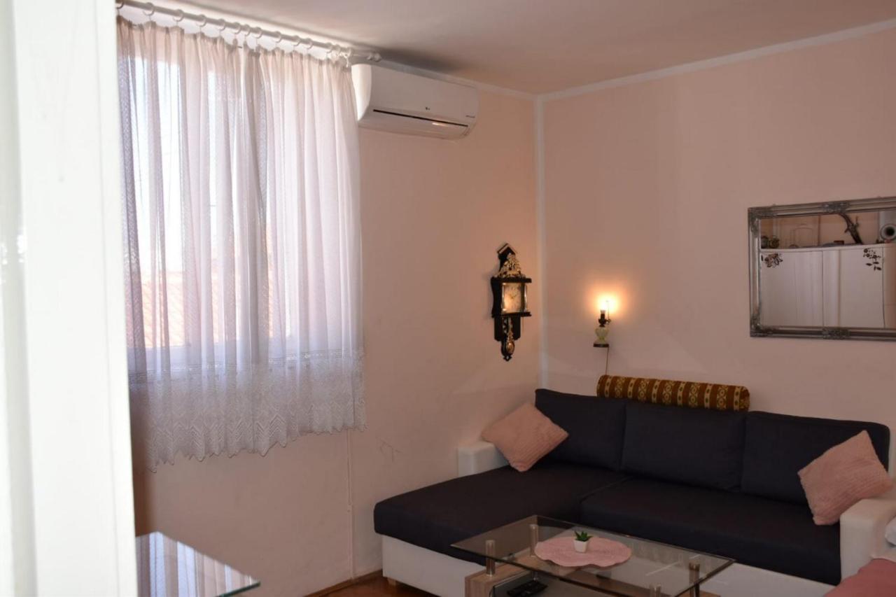 Apartment Eva ซาดาร์ ภายนอก รูปภาพ