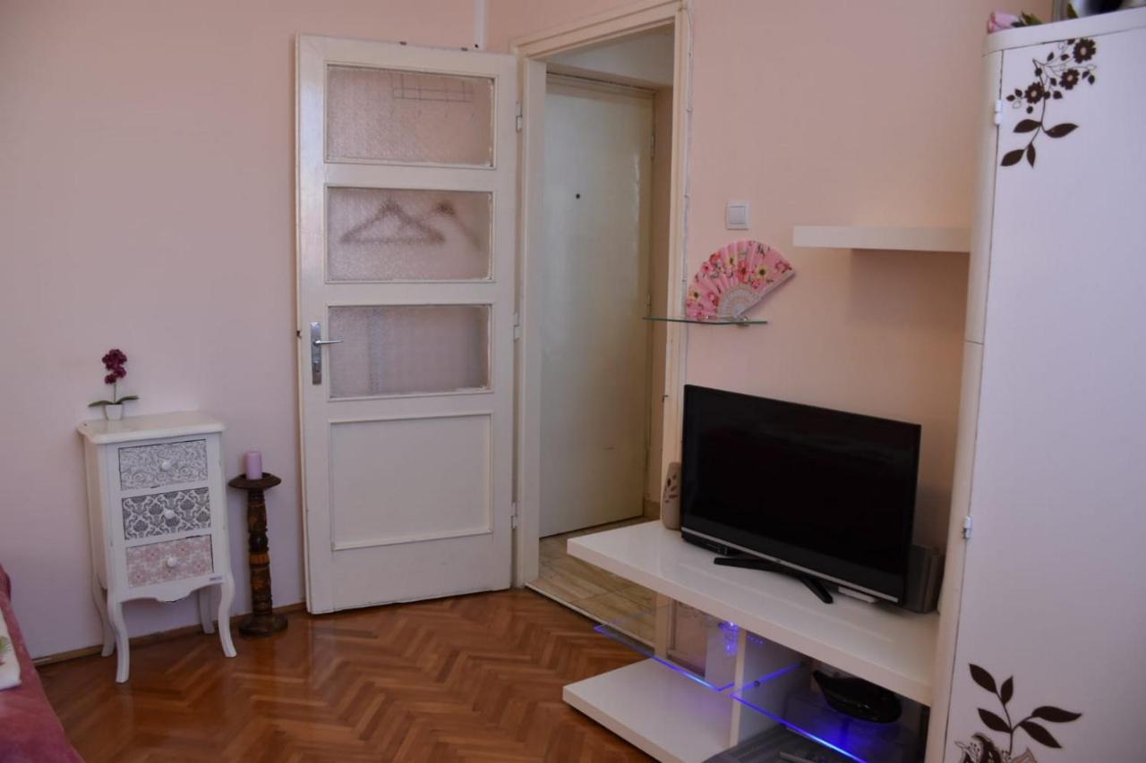 Apartment Eva ซาดาร์ ภายนอก รูปภาพ
