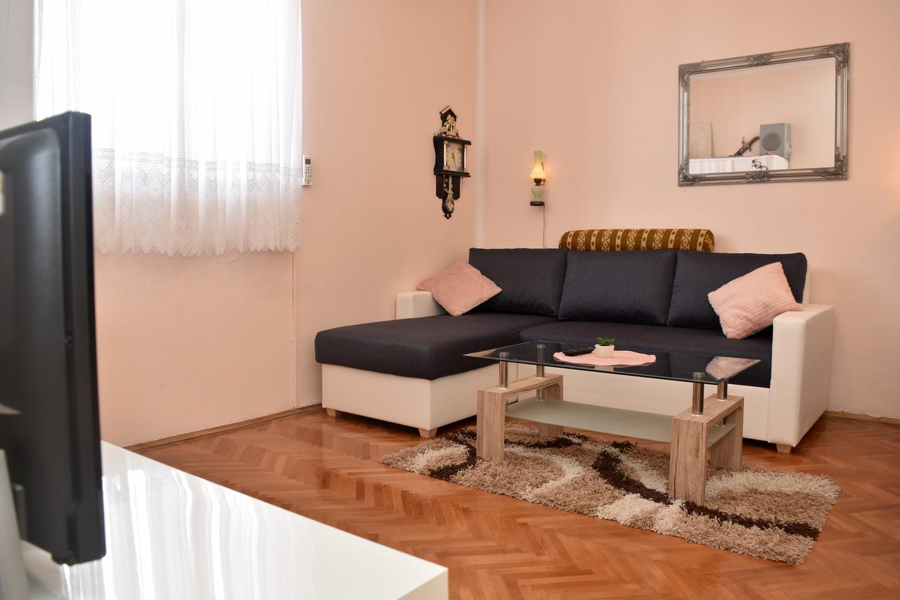 Apartment Eva ซาดาร์ ภายนอก รูปภาพ